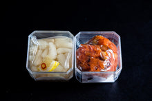 画像をギャラリービューアに読み込む, さらさらカレー3人前 1個セット(お漬物セット付)